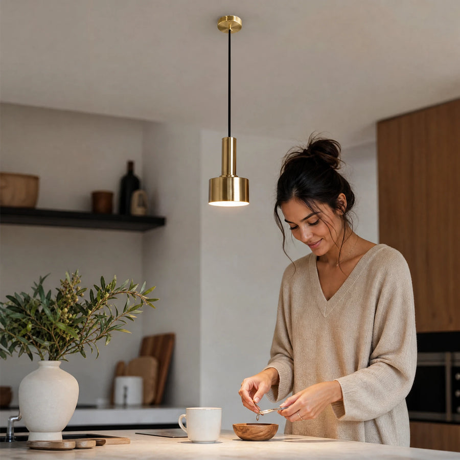 Suspension LED Design Dorée et Noire Réglable - Utilisation GLOBALE