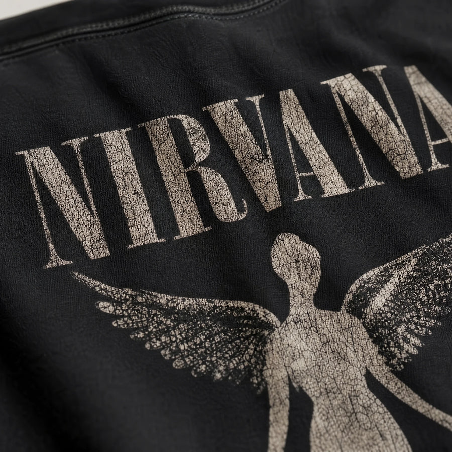 T-shirt vintage Nirvana avec visuel ange années 80 - close-up détail matière