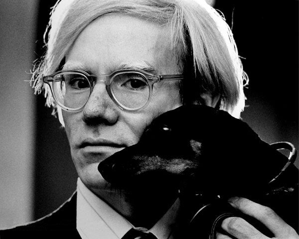 Andy Warhol: el ícono del arte pop y su legado en la moda vintage