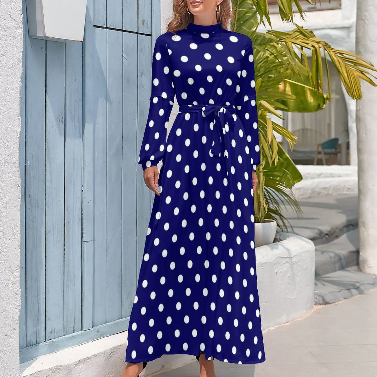Vestido largo años 80 con lunares azules 