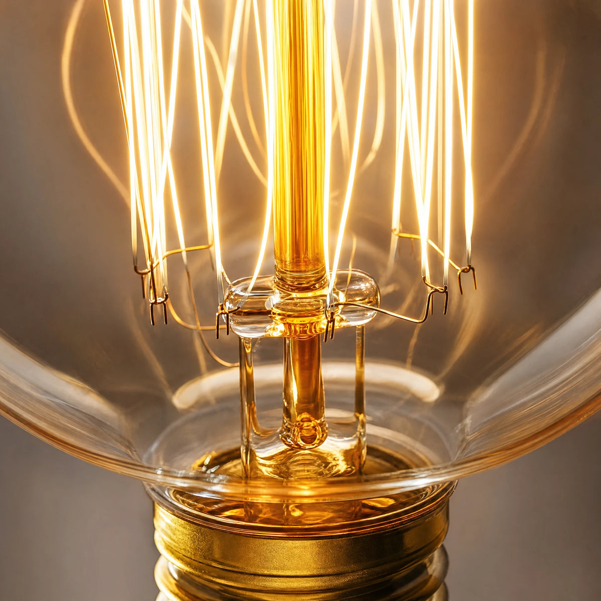 Ampoule Filament Vintage à Incandescence Décorative - close-up détail matière