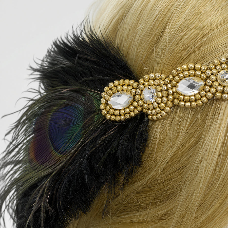 Bandeau Charleston à plume et strass dorés - close-up détail matière