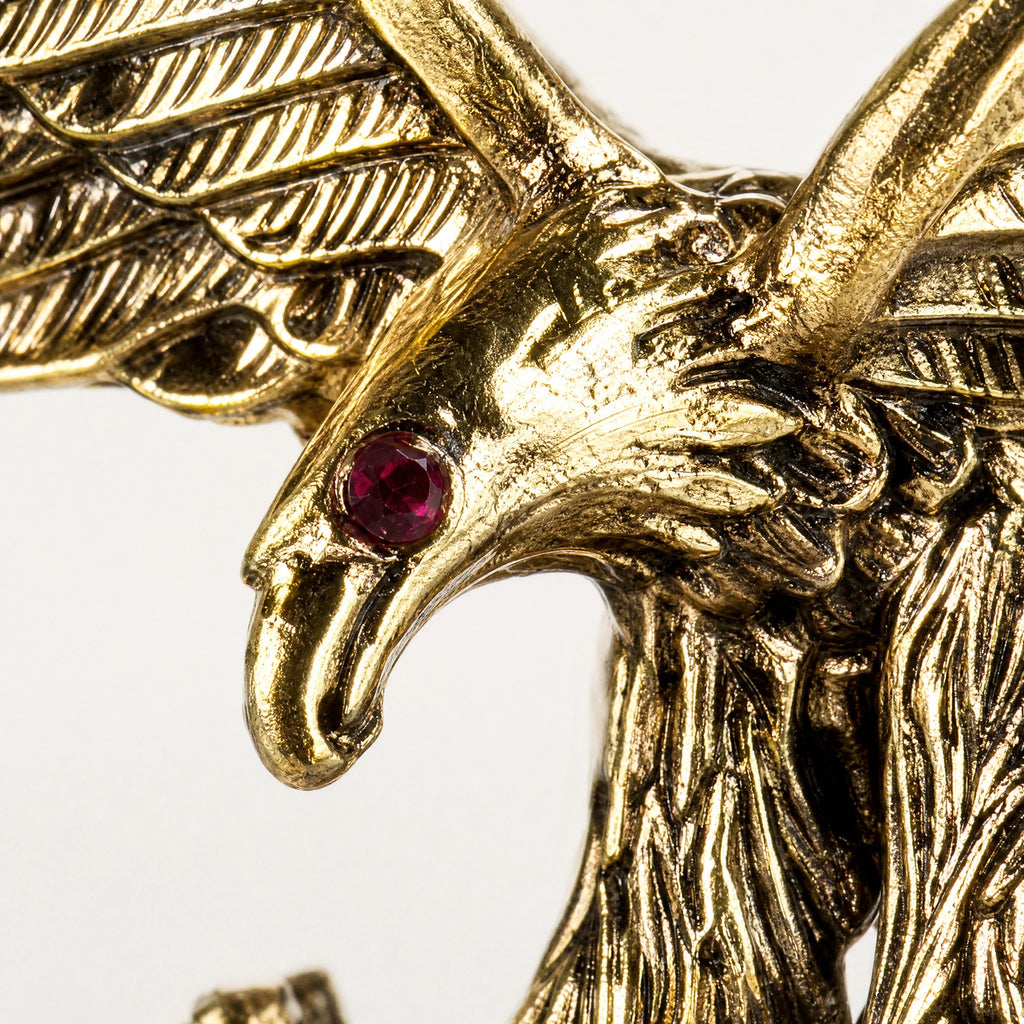 Broche Aigle Vintage - close-up détail matière