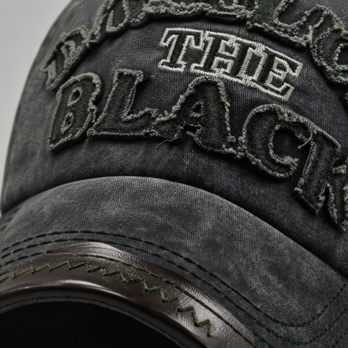Casquette Vintage Noir - close-up détail matière