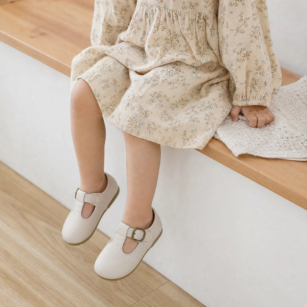 Chaussures vintage enfant à bride avec boucle - Utilisation GLOBALE