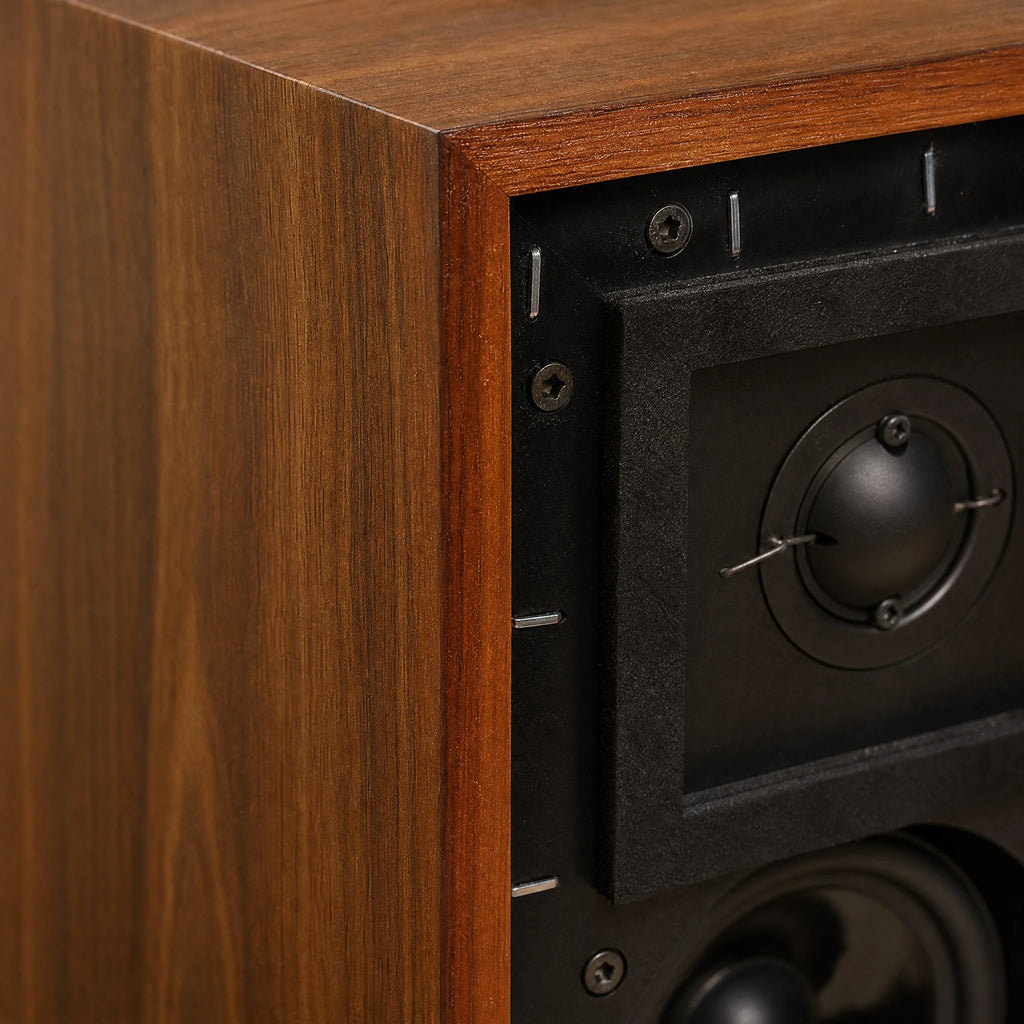 Enceinte Vintage Bois à Deux Voies Bose - close-up détail matière