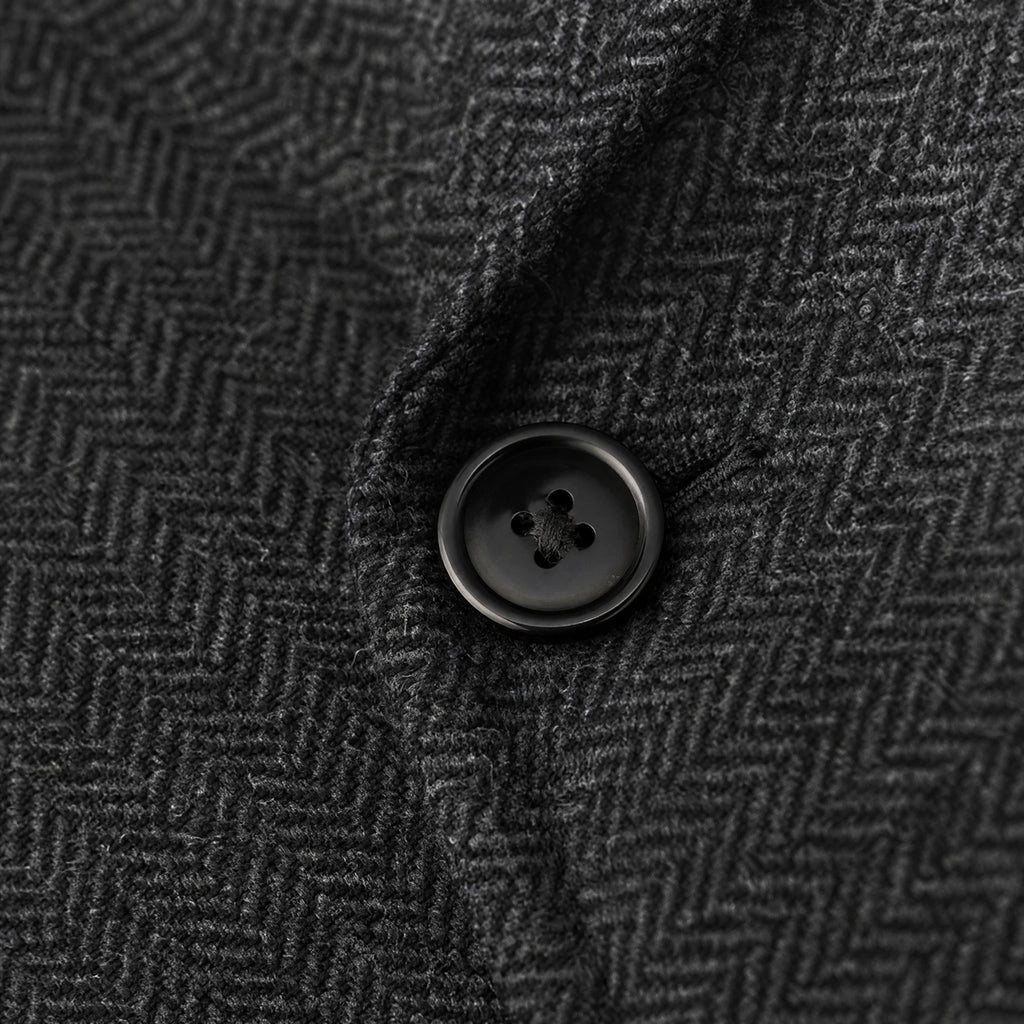 Gilet Vintage noir - close-up détail matière