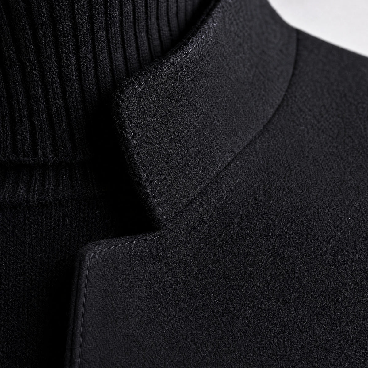 Manteau épais en laine à boutonnage simple vintage - close-up détail matière