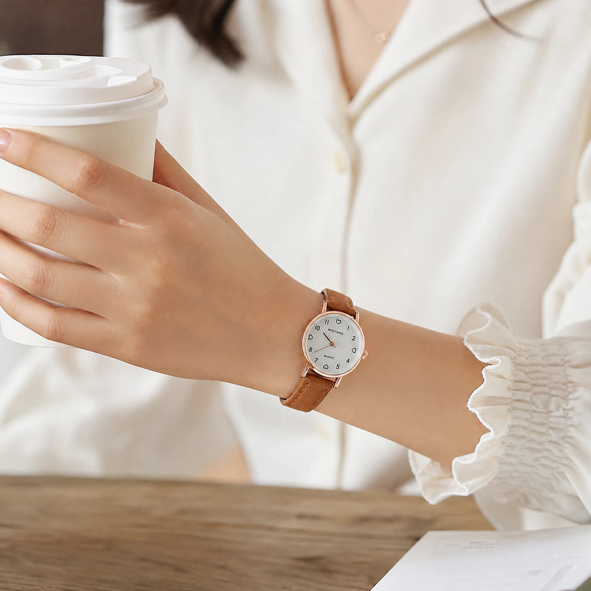 Montre Bracelet Cuir Femme Vintage - Utilisation GLOBALE