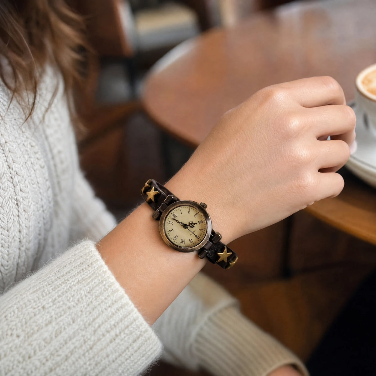 Montre Bracelet Cuir Vintage à Cadran Chiffres Romains - Utilisation GLOBALE