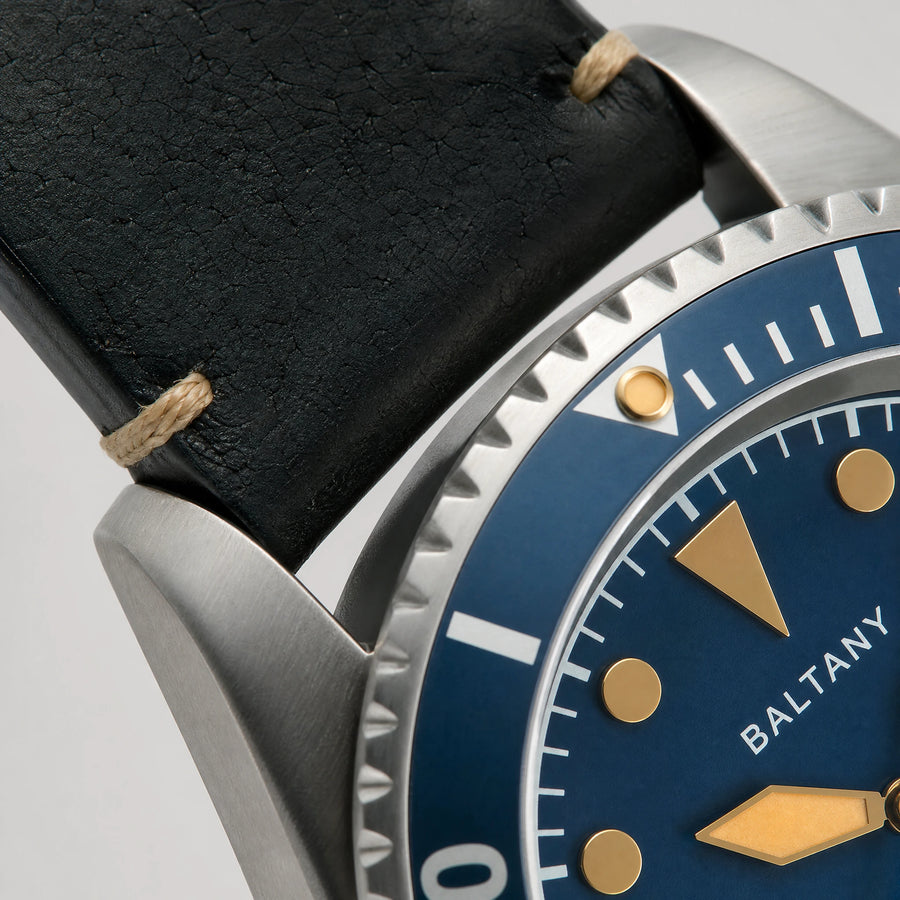 Montre Plongee Militaire Vintage - close-up détail matière