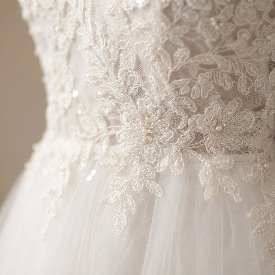 Robe de Mariée Vintage Dentelle Dos Nu - close-up détail matière