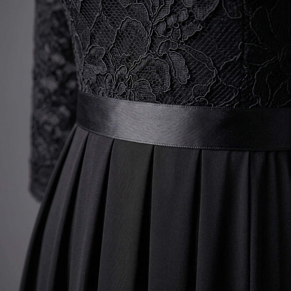 Robe de Soirée Vintage - close-up détail matière
