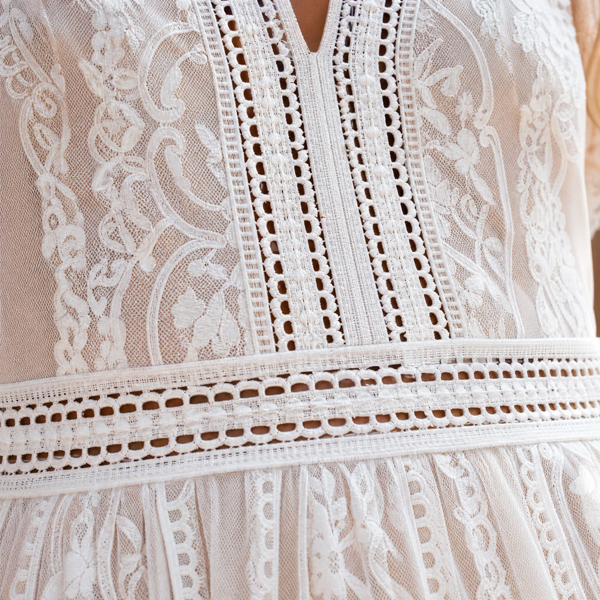 Robe Longue Blanche Vintage - close-up détail matière