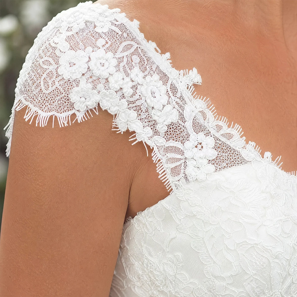 Robe Mariée Courte Vintage Année 50 - close-up détail matière