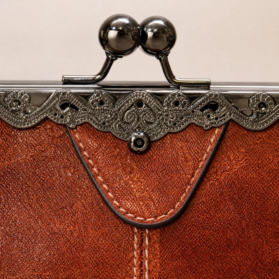 Sac à Main Rétro Fermoir Vintage Façon Docteur - close-up détail matière