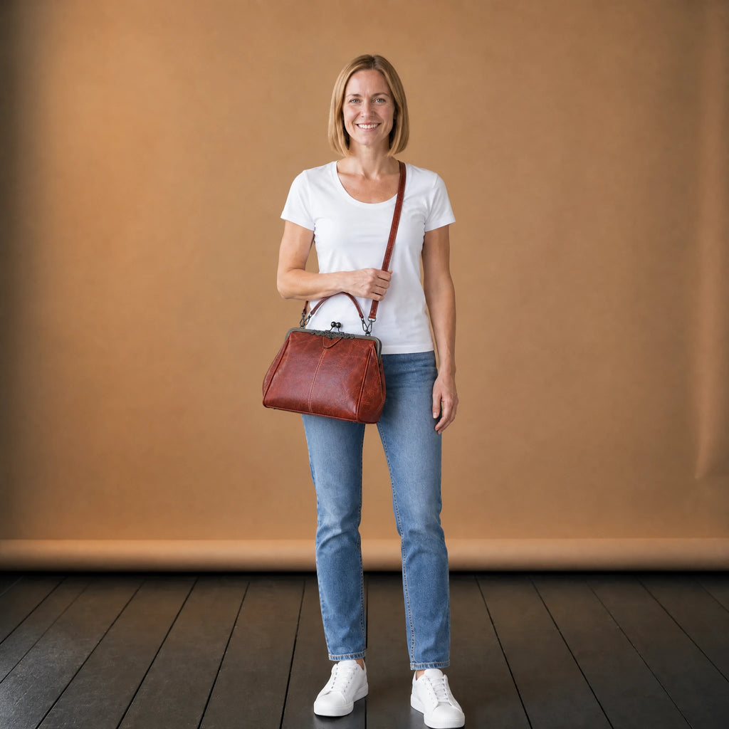 Sac à Main Rétro Fermoir Vintage Façon Docteur - VETEMENT Studio FEMME