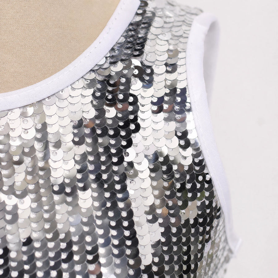 Tenue Disco Femme Argent et Blanc - close-up détail matière