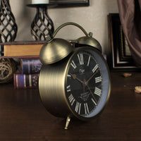 reveil-a-cloche-en-metal-vintage