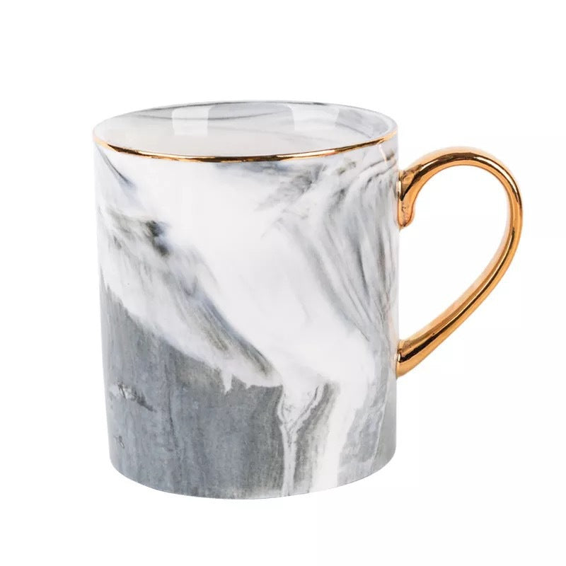 tasse-a-cafe-vintage-en-marbre