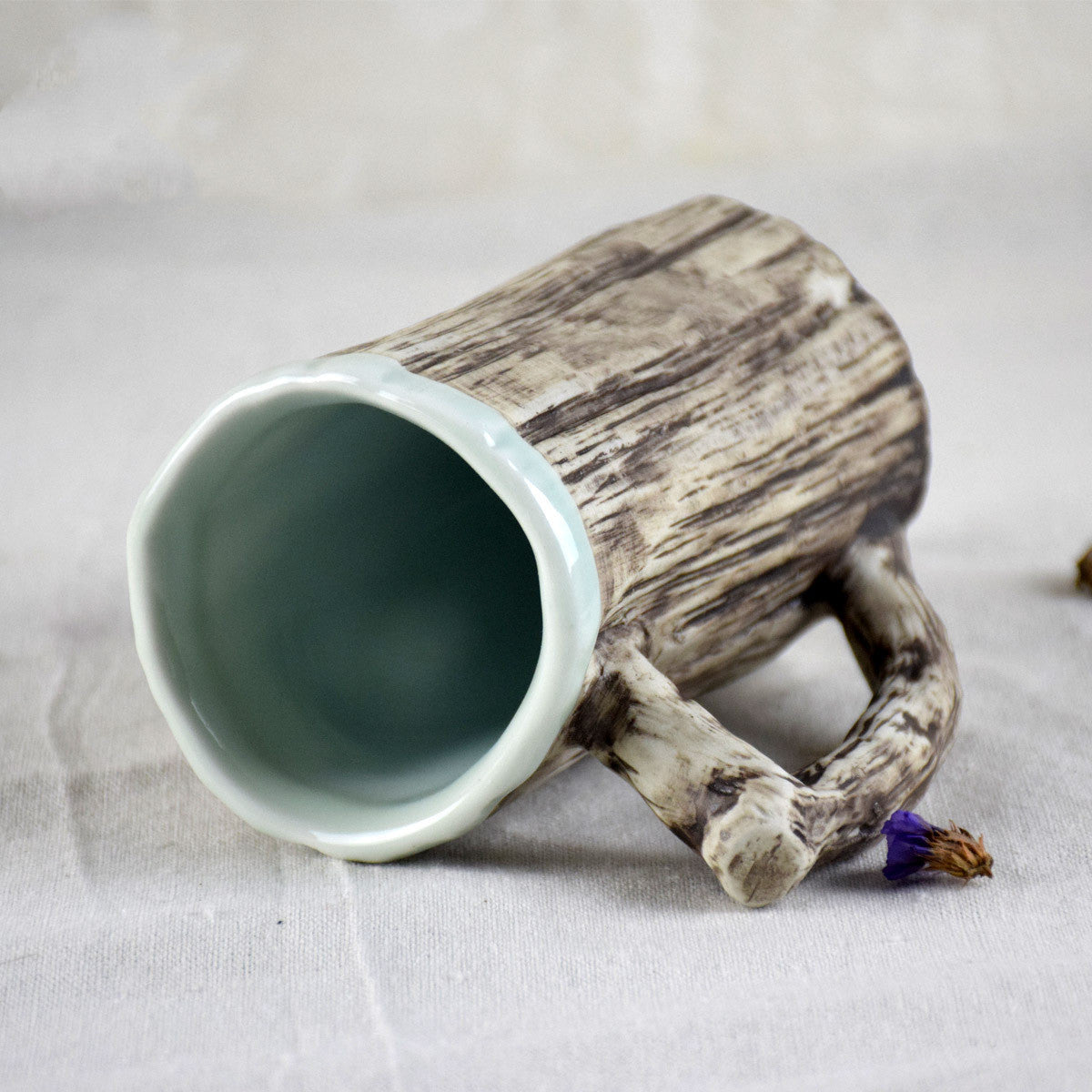 tasse-vintage-en-ecorce-chaude