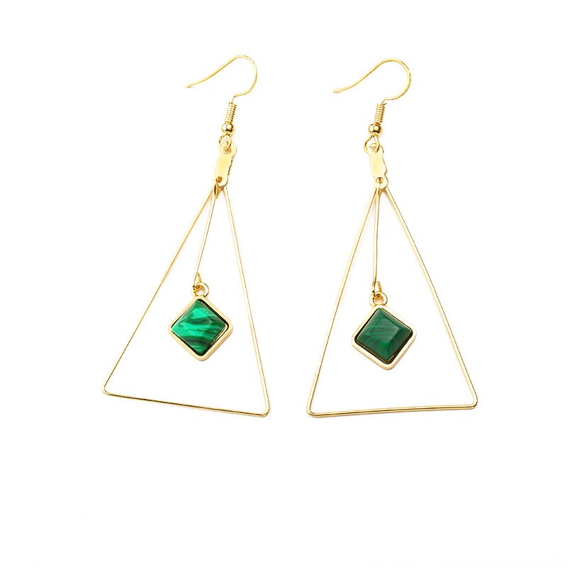 80-boucle-d-oreille-femme-triangle-des-annees