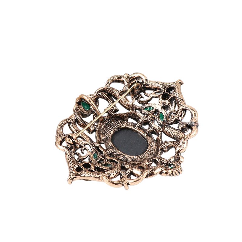 Broche-style-ancien