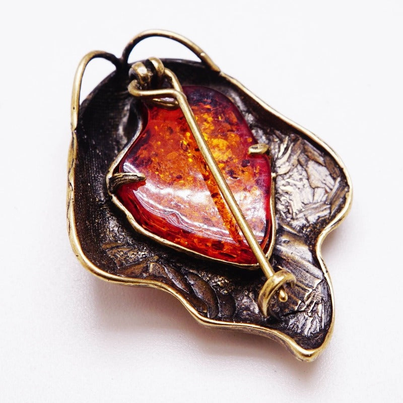 ambre-broche-vintage-style