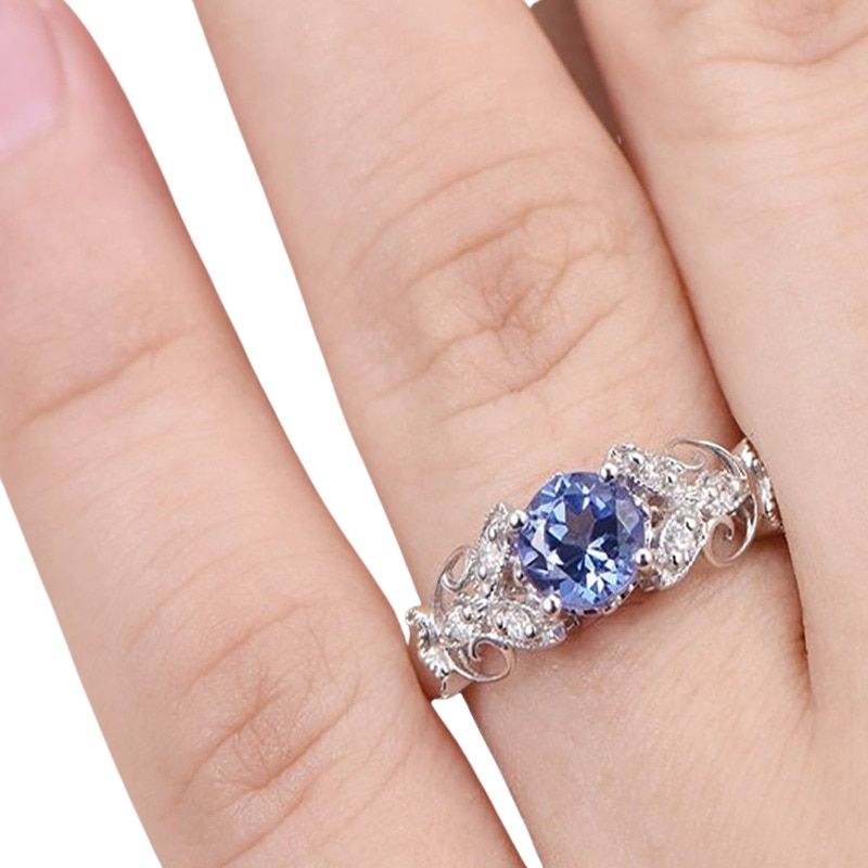 bague-vintage-diamant-bleu