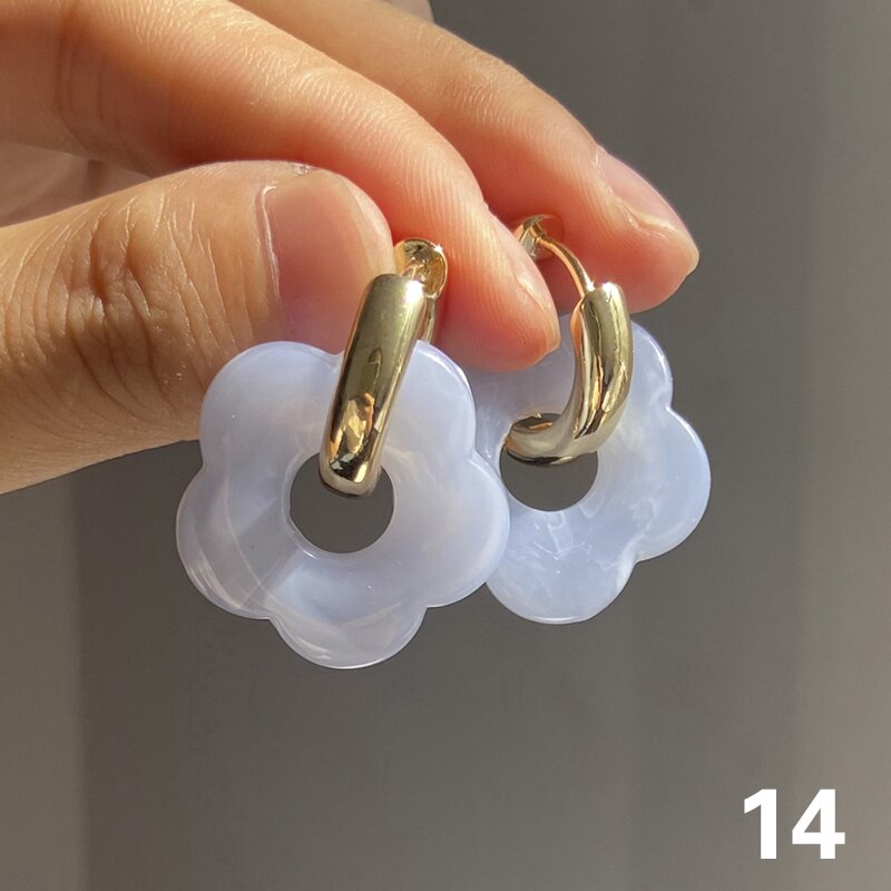boucle-d-oreille-annee-80-plastique-style-14
