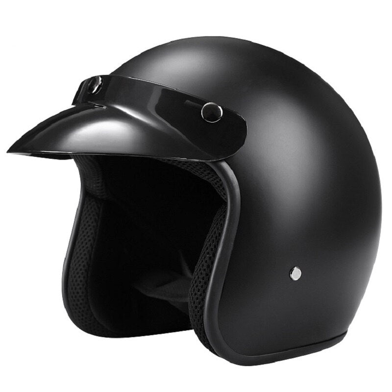 casque-jet-vintage-avec-casquette