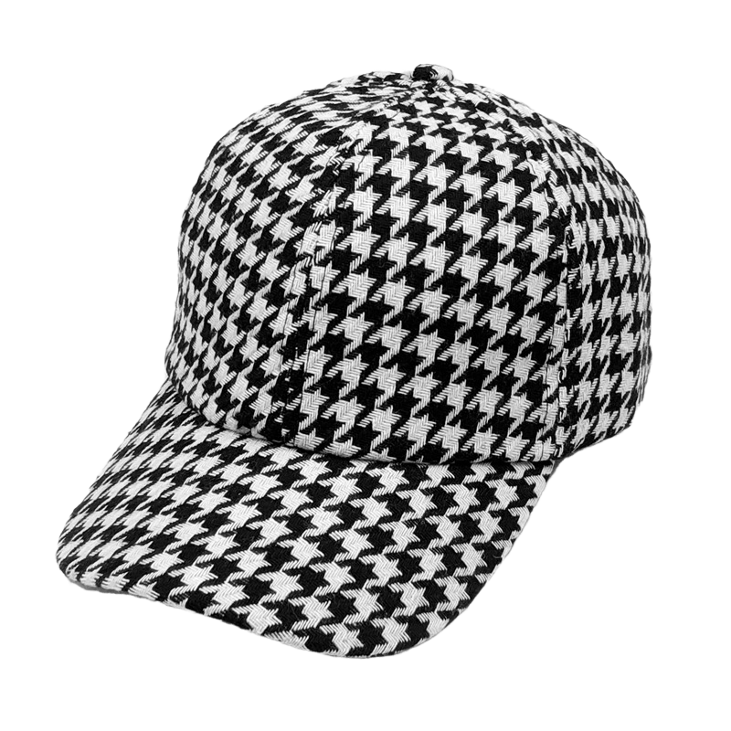 casquette-baseball-noir-et-blanc-vintage