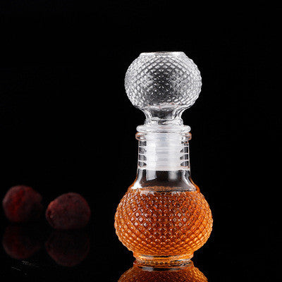 mini-bouteille-de-vin-en-verre-vintage