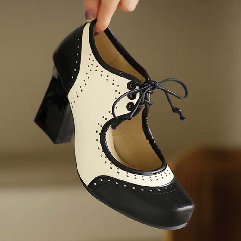 derbies-annee-80-a-talons-noires-blanches