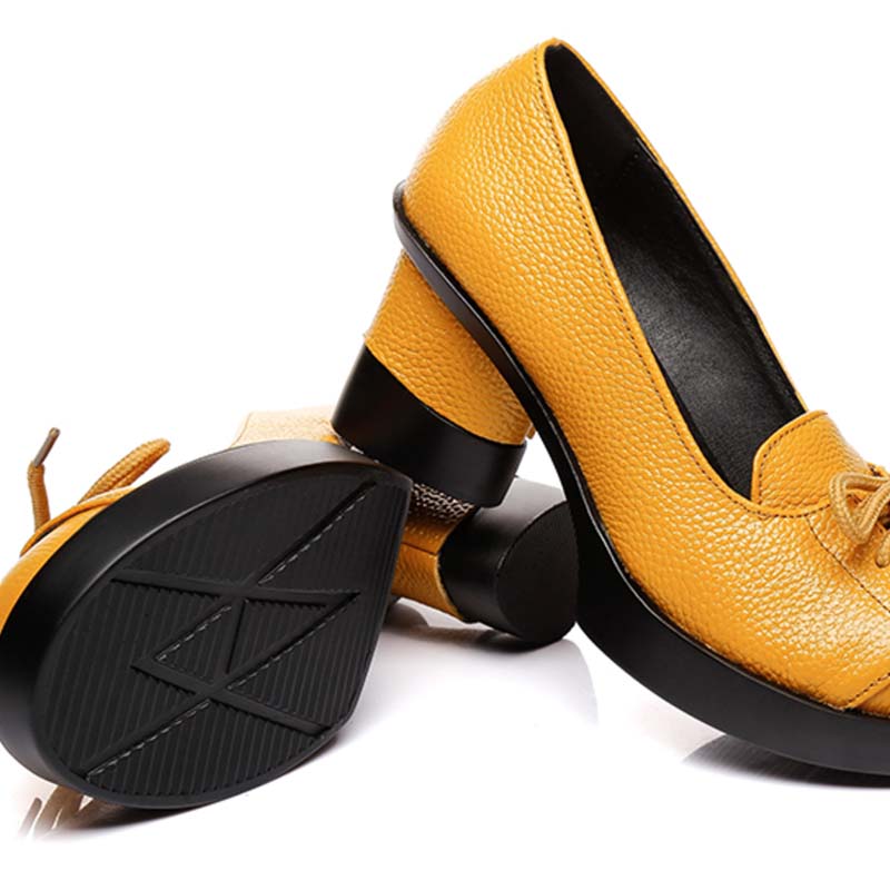escarpin-jaune-vintage-bout-rond