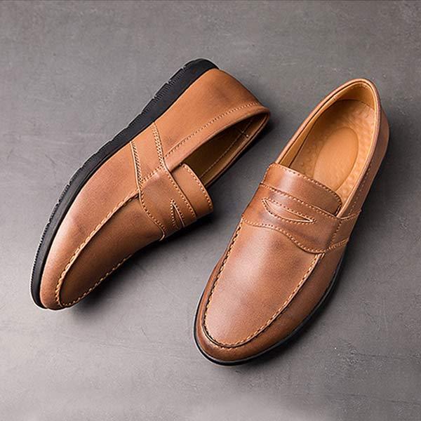 Mocasines de cuero hechos a mano vintage de moda