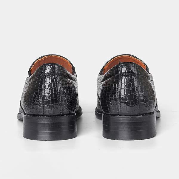 Zapato retro de cuero de moda