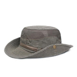 chapeau-de-soleil-de-camping-vintage