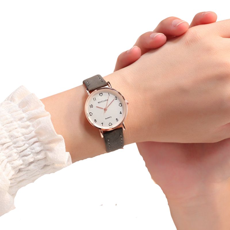 montre-petit-cadran-annee-80-pour-femme