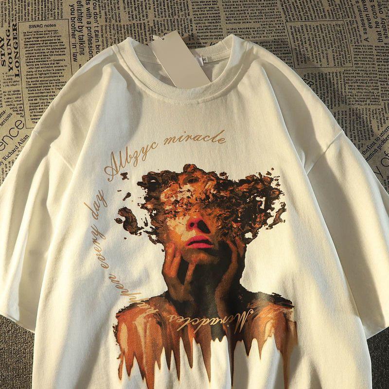 t-shirt-imprime-figures-abstraites-vintage