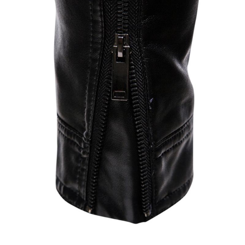 Chaqueta motera de cuero vintage con cuello alzado